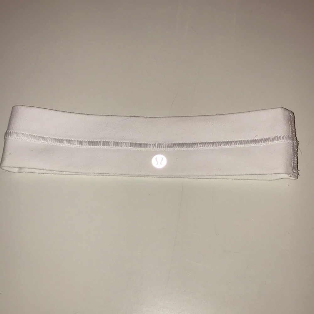 Lululemon “Fly Away Tamer” Headband (SOLD)